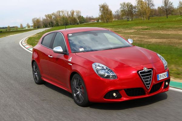 Le légendaire Quadrifoglio Verde fait son retour sur l'Alfa Romeo Giulietta