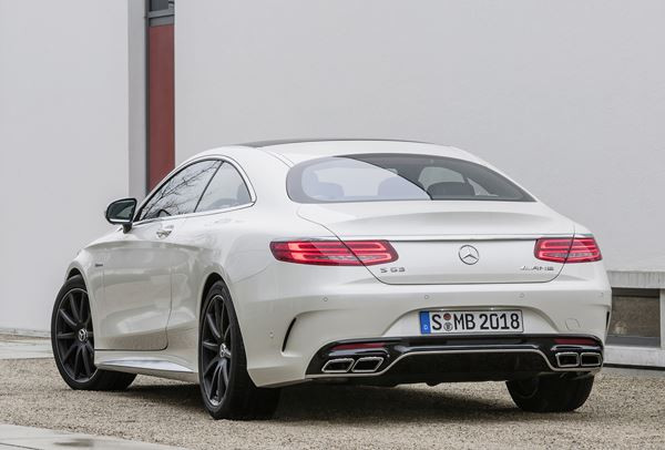 La nouvelle Mercedes Classe S Coupé 63 AMG délivre une puissance de 585 ch