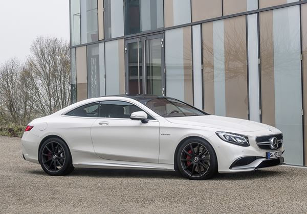 La nouvelle Mercedes Classe S Coupé 63 AMG délivre une puissance de 585 ch