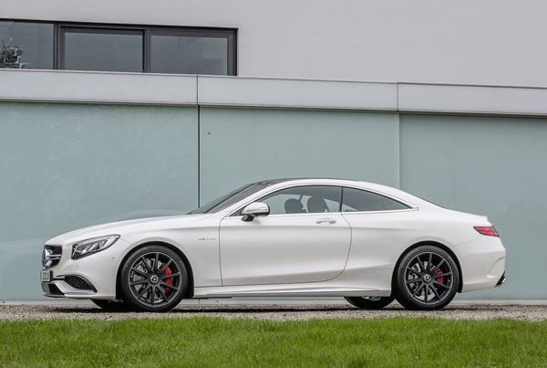 La nouvelle Mercedes Classe S Coupé 63 AMG délivre une puissance de 585 ch
