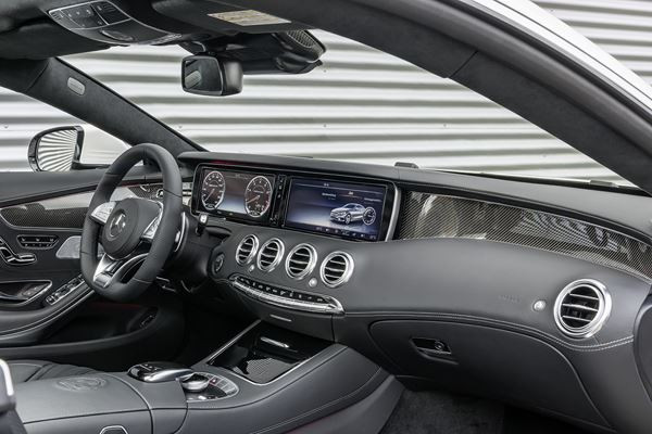 La nouvelle Mercedes Classe S Coupé 63 AMG délivre une puissance de 585 ch