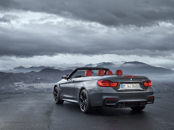 La BMW M4 Cabriolet à moteur six cylindres débite une puissance de 431 ch