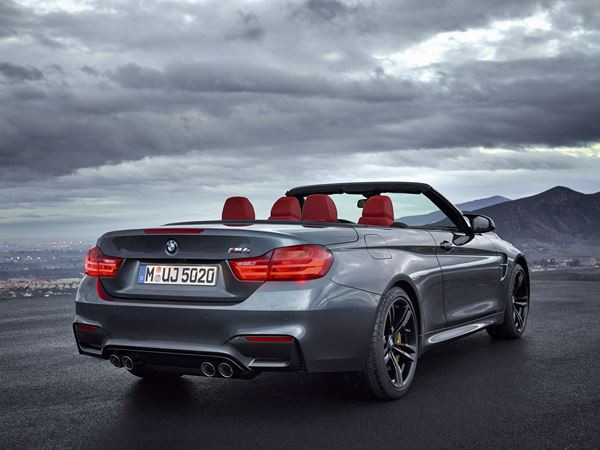 La BMW M4 Cabriolet à moteur six cylindres débite une puissance de 431 ch
