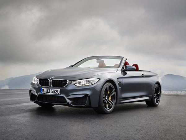La BMW M4 Cabriolet à moteur six cylindres débite une puissance de 431 ch