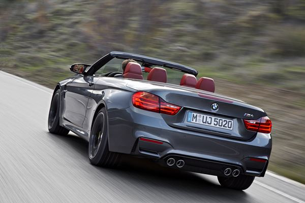 La BMW M4 Cabriolet à moteur six cylindres débite une puissance de 431 ch