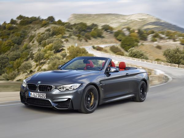 La BMW M4 Cabriolet à moteur six cylindres débite une puissance de 431 ch