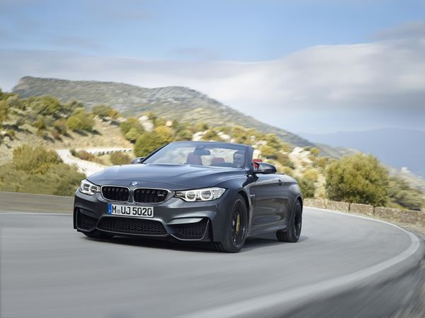 La BMW M4 Cabriolet à moteur six cylindres débite une puissance de 431 ch