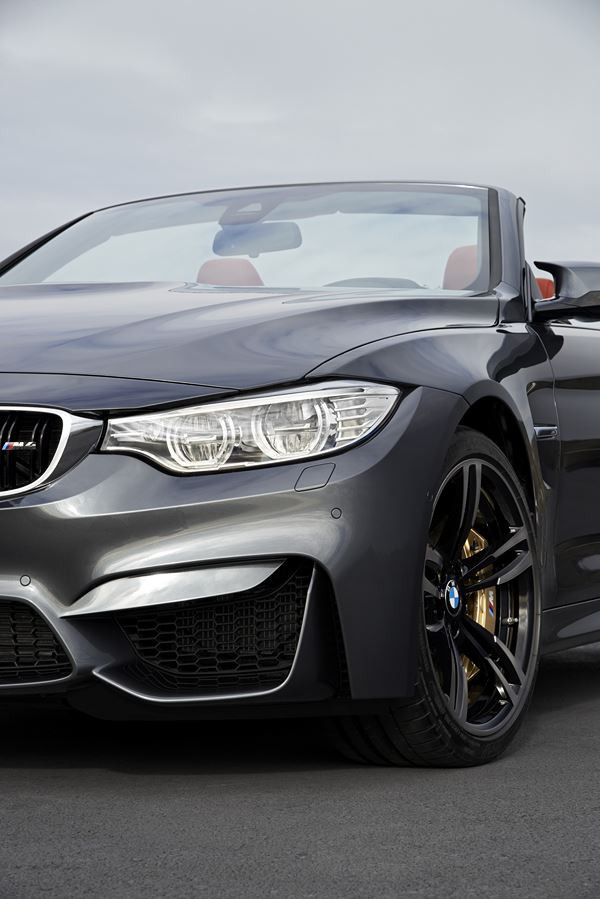 La BMW M4 Cabriolet à moteur six cylindres débite une puissance de 431 ch