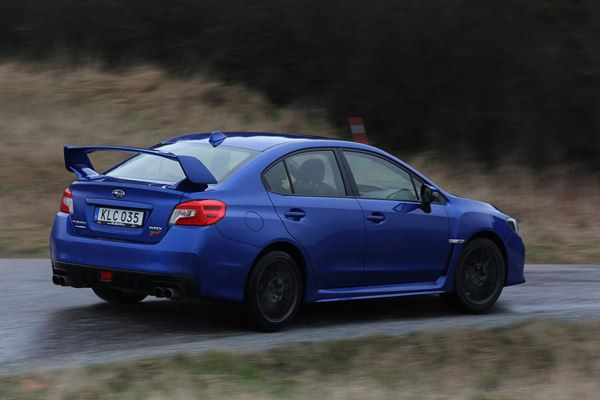 Une nouvelle Subaru WRX STI à moteur boxer suralimenté de 300 ch