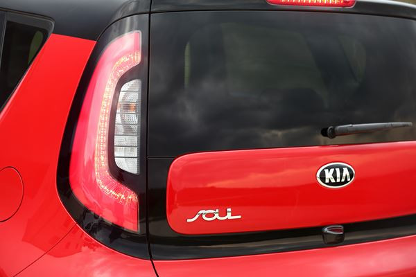 L'original crossover urbain Kia Soul fait ses débuts en France
