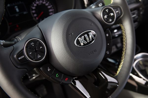 L'original crossover urbain Kia Soul fait ses débuts en France