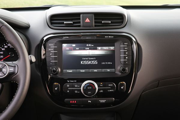 L'original crossover urbain Kia Soul fait ses débuts en France