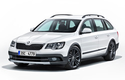 La Skoda Superb Combi Offroad restylée affiche un air « baroudeur »