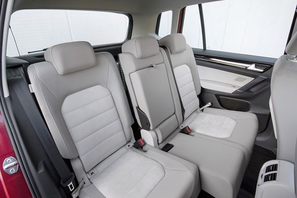 La Volkswagen Golf Sportsvan fusionne l’univers des compactes et des monospaces
