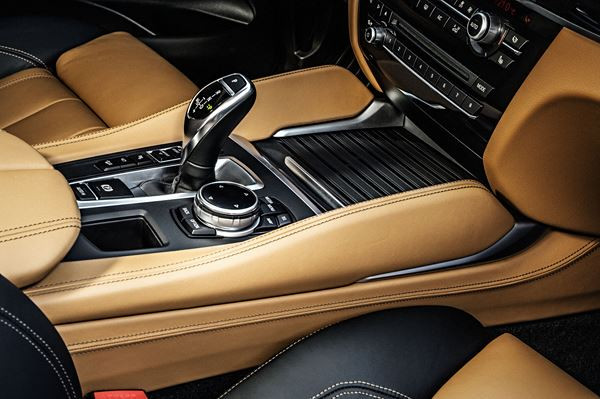 La nouvelle BMW X6 affiche un design extraverti plus marqué