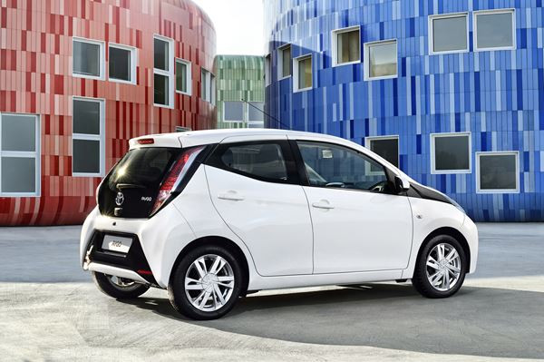 La nouvelle Toyota Aygo adopte des formes extraverties