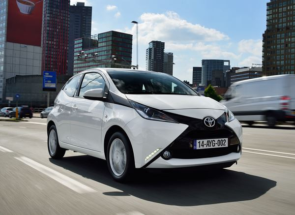 La nouvelle Toyota Aygo adopte des formes extraverties