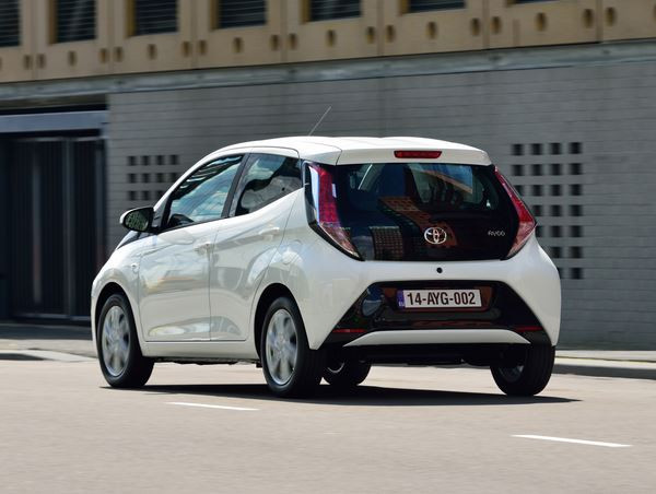 La nouvelle Toyota Aygo adopte des formes extraverties