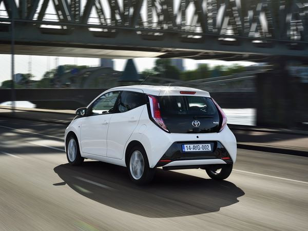 La nouvelle Toyota Aygo adopte des formes extraverties