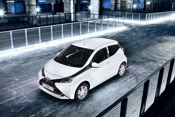 La nouvelle Toyota Aygo adopte des formes extraverties