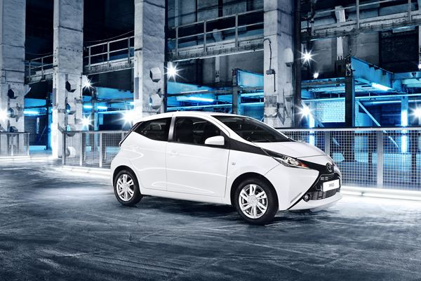 La nouvelle Toyota Aygo adopte des formes extraverties