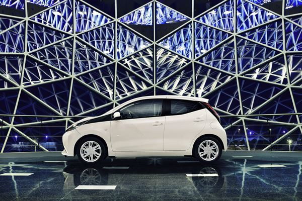 La nouvelle Toyota Aygo adopte des formes extraverties