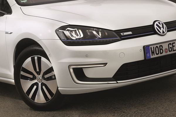 Volkswagen e-Golf: 36 790 euros pour une conduite électrique avec 190 km d'autonomie
