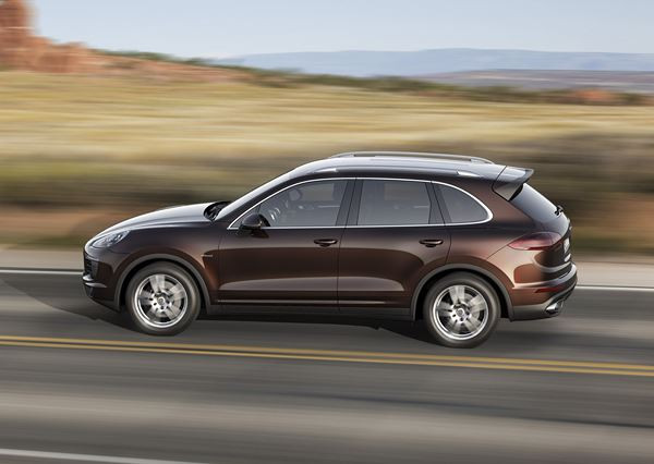 La nouvelle génération du Porsche Cayenne au design épuré gagne en efficacité