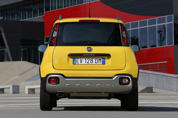 Fiat Panda Cross: un mini-SUV 4x4 unique en son genre