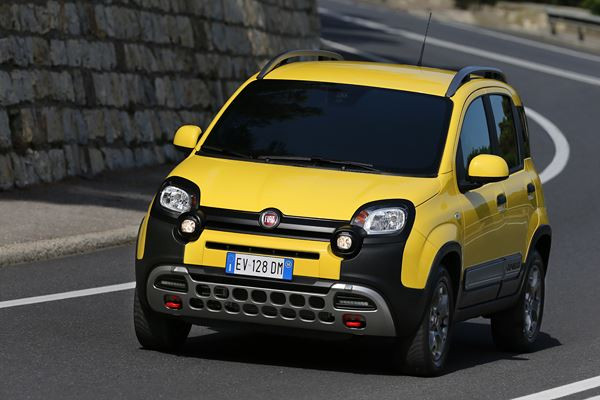 Fiat Panda Cross: un mini-SUV 4x4 unique en son genre