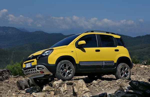 Fiat Panda Cross: un mini-SUV 4x4 unique en son genre