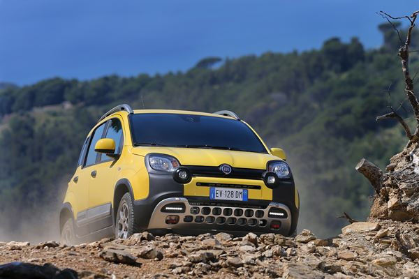 Fiat Panda Cross: un mini-SUV 4x4 unique en son genre