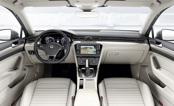 La Volkswagen Passat de huitième génération monte en gamme