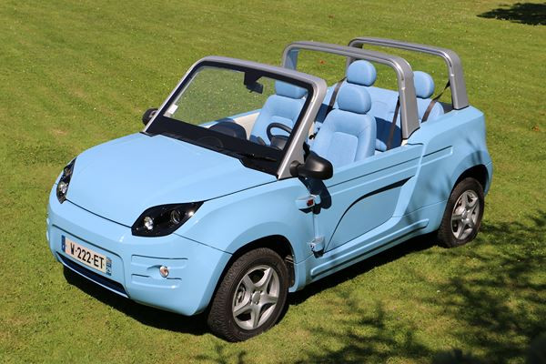 Bluesummer: un cabriolet 100% électrique décliné de la Bolloré Blue Car