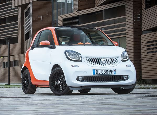 La petite smart fortwo entend rester la plus agile en ville
