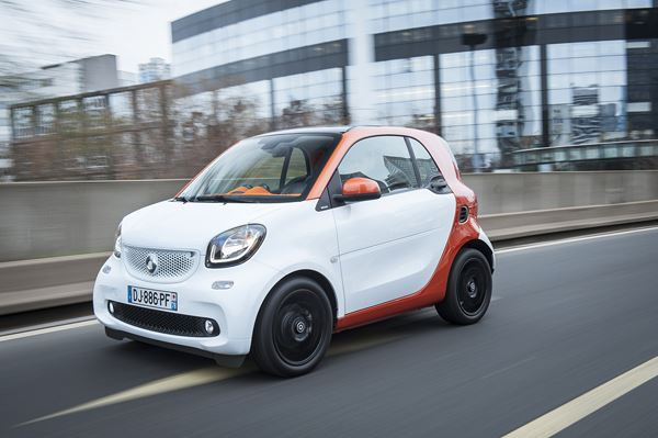 La petite smart fortwo entend rester la plus agile en ville