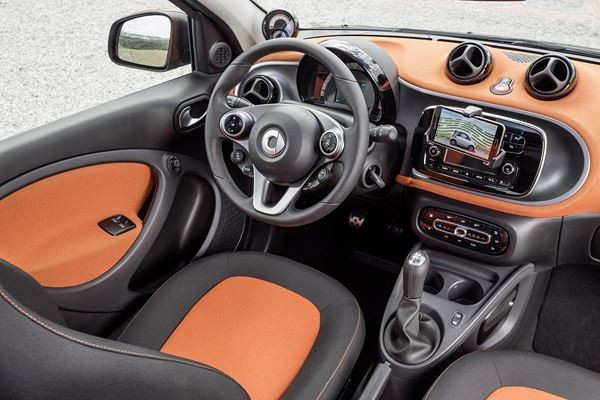 La smart forfour répond à des besoins rationnels sous des lignes émotionnelles