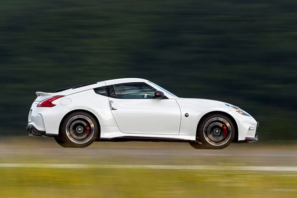 Le Nissan 370Z Nismo reçoit de nombreuses modifications