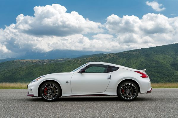 Le Nissan 370Z Nismo reçoit de nombreuses modifications