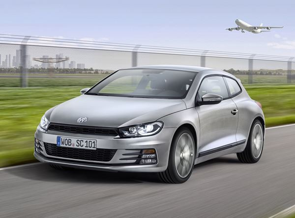 Le coupé Volkswagen Scirocco légèrement restylé reçoit de nouveaux moteurs