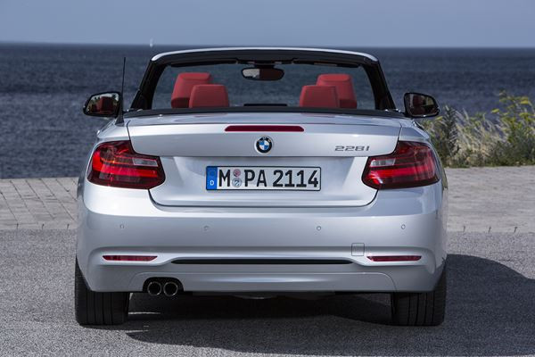 La BMW Série 2 se décline en mode cabriolet
