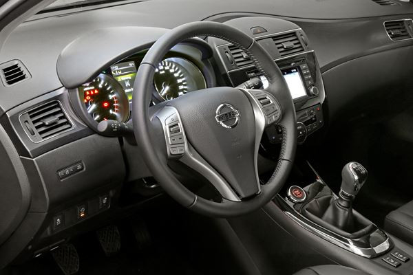 La berline compacte Nissan Pulsar s'inspire du crossover Qashqai