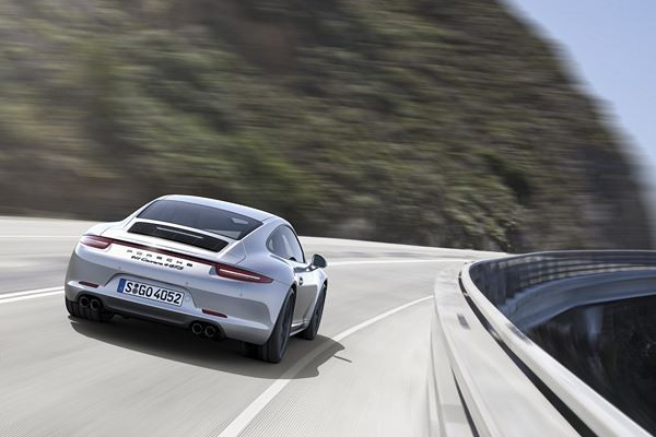 La Porsche 911 se décline en mode GTS