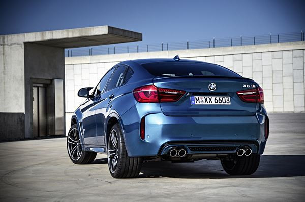 BMW X6 M: prestance imposante et performances routières impressionnantes
