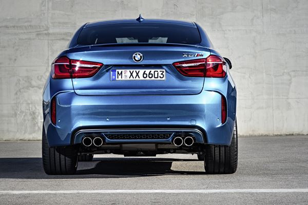 BMW X6 M: prestance imposante et performances routières impressionnantes