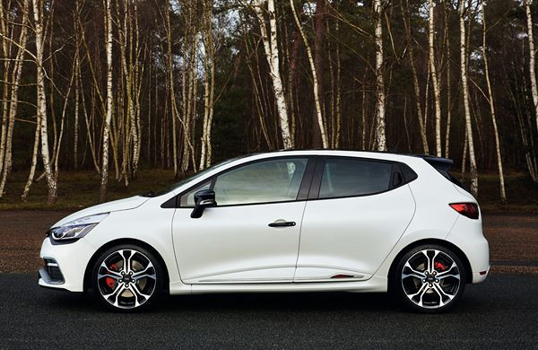 La Renault Clio R.S. 220 EDC se décline en mode Trophy