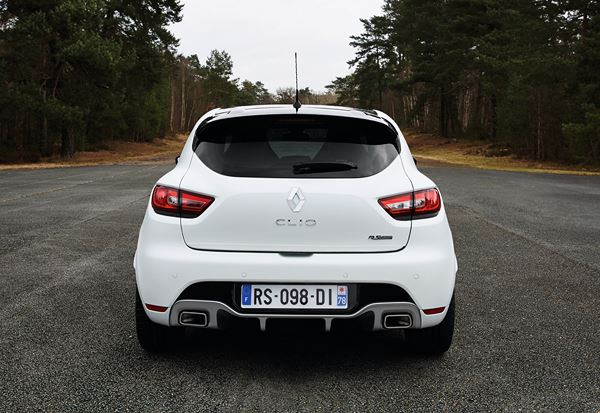 La Renault Clio R.S. 220 EDC se décline en mode Trophy