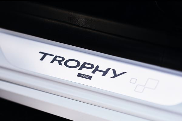 La Renault Clio R.S. 220 EDC se décline en mode Trophy