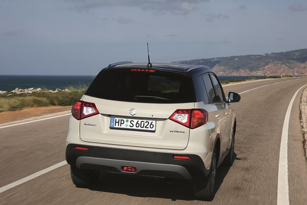 Le Suzuki Vitara adopte un design robuste et une transmission intégrale