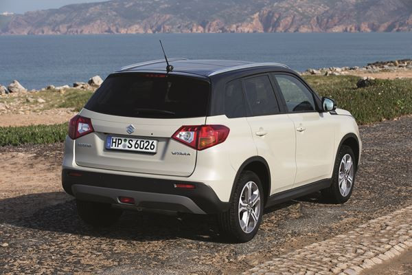 Le Suzuki Vitara adopte un design robuste et une transmission intégrale